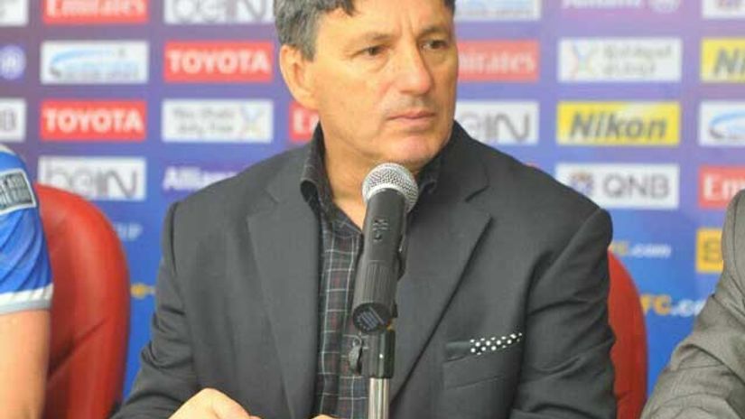 "Zoran Popović"