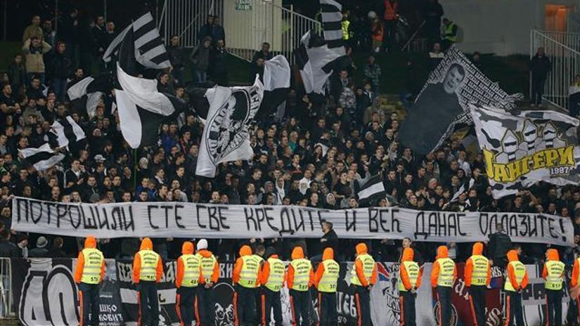 "poruka navijača Partizana"