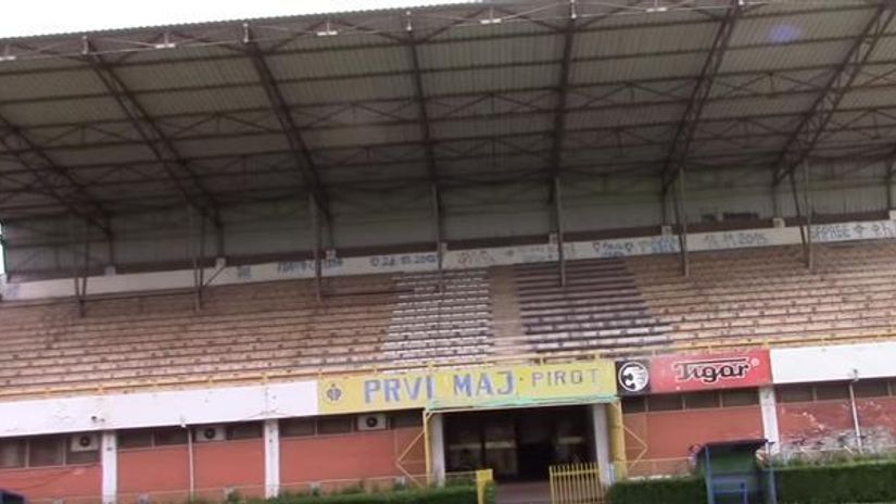 "stadion u Pirotu"