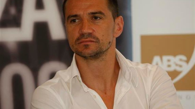 "Zoran Mirković"