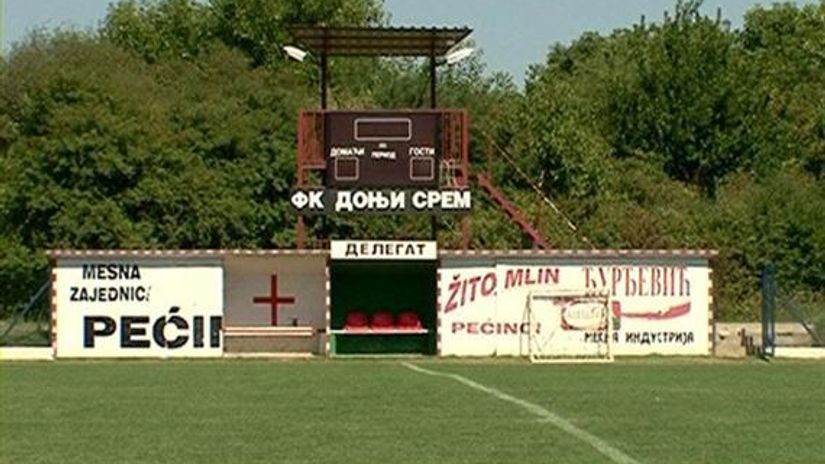 "Stadion u Pećincima"