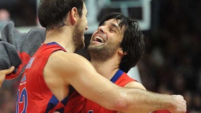 "Miloš Teodosić i Nenad Krstić"