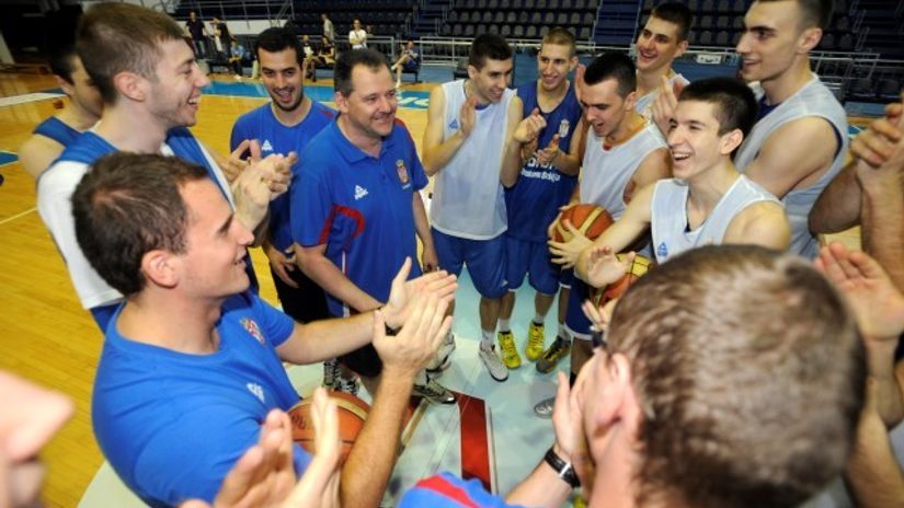 "U-19 reprezentacija Srbije"