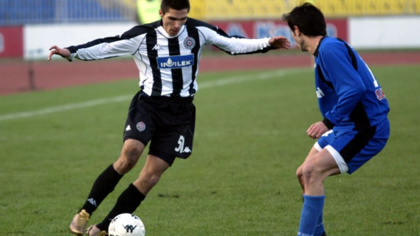 "Nenad Marinković na utakmici sa Čukaričkim 5. decembra 2004."