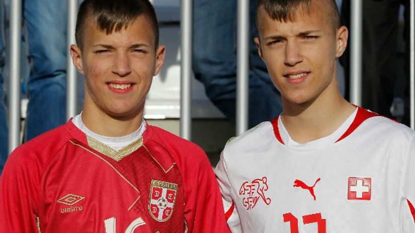 "Dalibor je levo, Dejan desno"