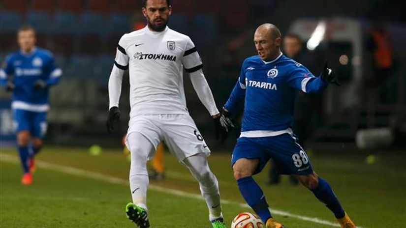 "Nenad Adamović (desno) protiv PAOK-a "