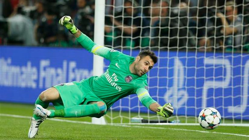 "Salvatore Sirigu"