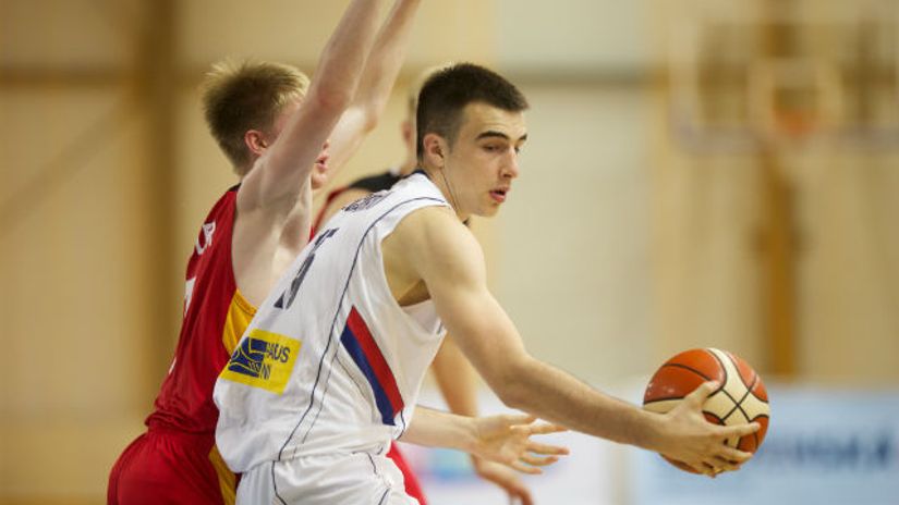 "Pecarski u dresu juniorske reprezenatacije Srbije"