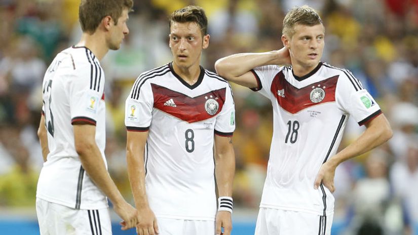 Miler, Ozil i Kros