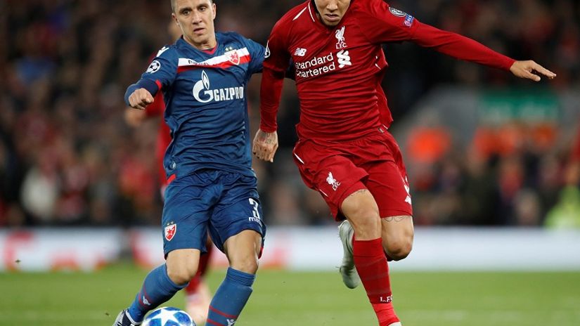 Branko Jovičić (Crvena zvezda) i Roberto Firmino (Liverpul)