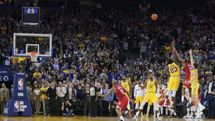 Harden pogađa za pobedu nad Golden Stejtom