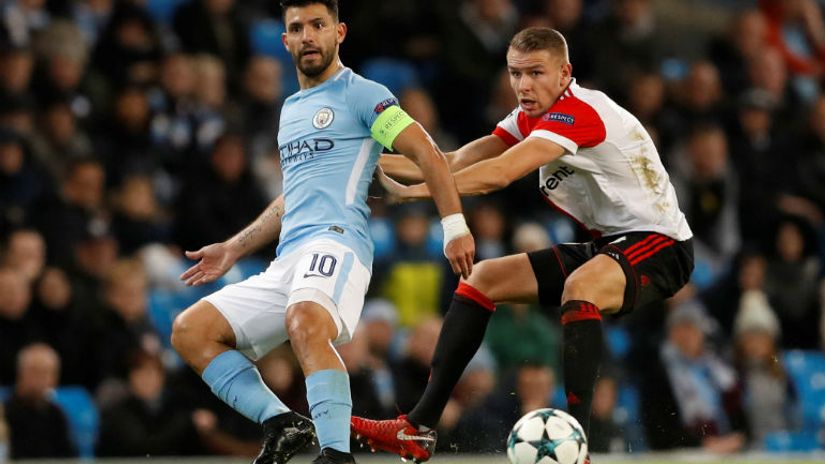 Sven van Bek i Serhio Aguero