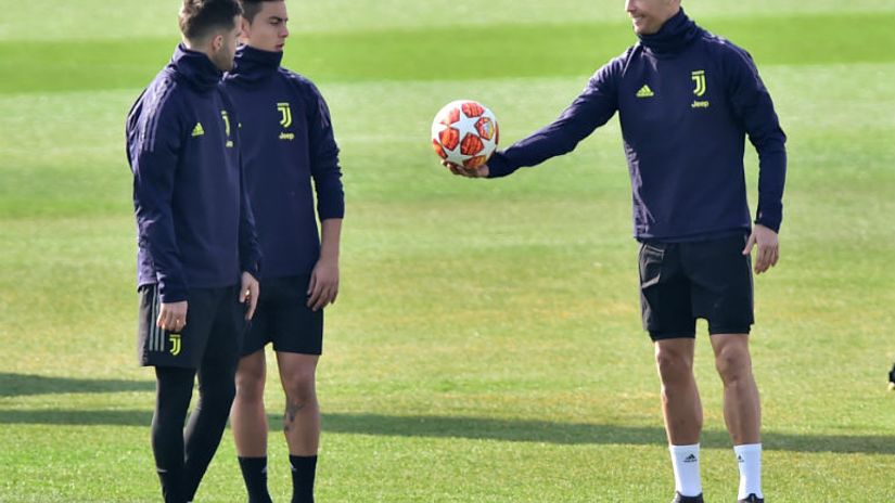 Pjanić, Dibala i Ronaldo na treningu