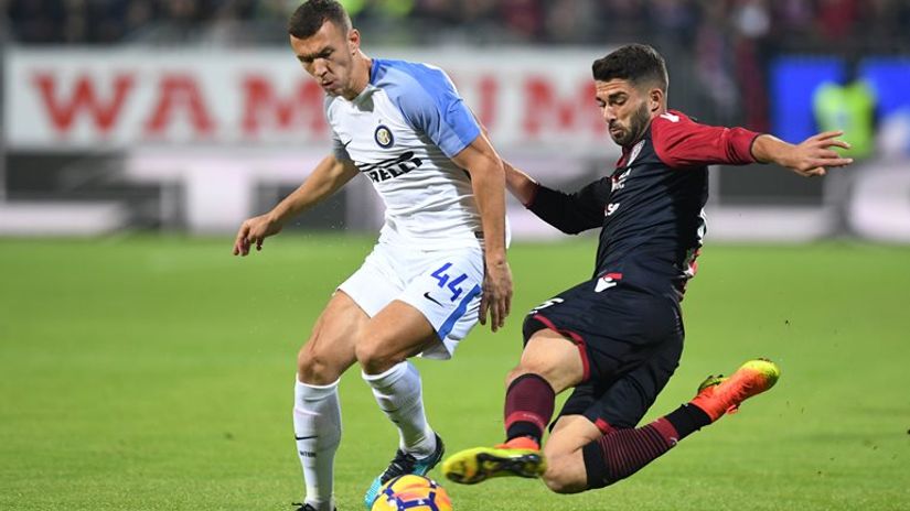 Ivan Perišić (Inter) i Paolo Farago (Kaljari) 