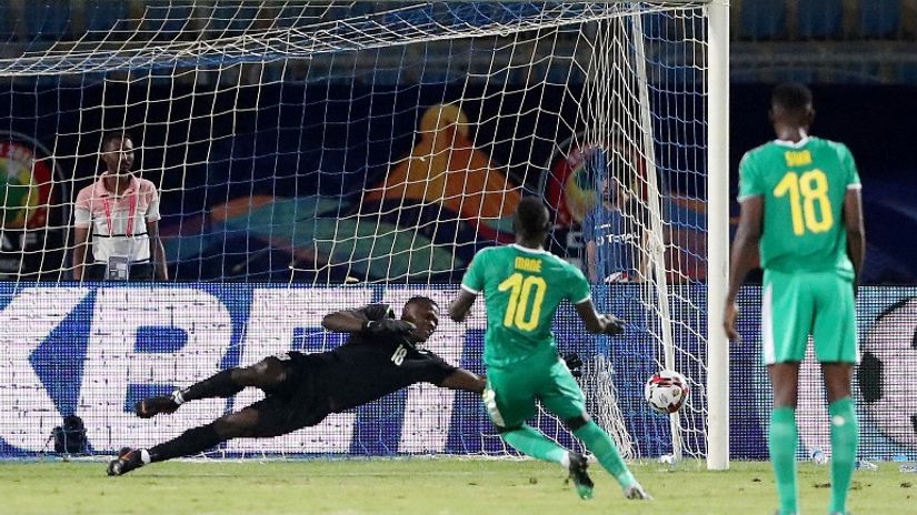 Gol Sadija Manea (Senegal) iz penala na meču sa Kenijom