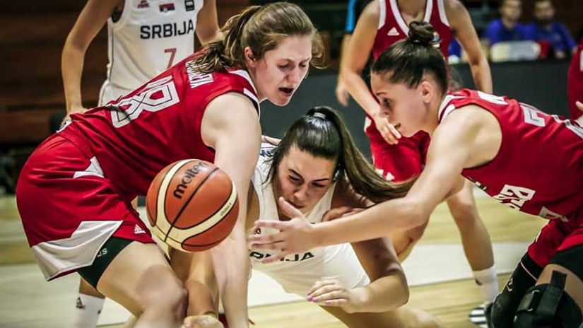 Marija Ristić u buketu ruskih igračica