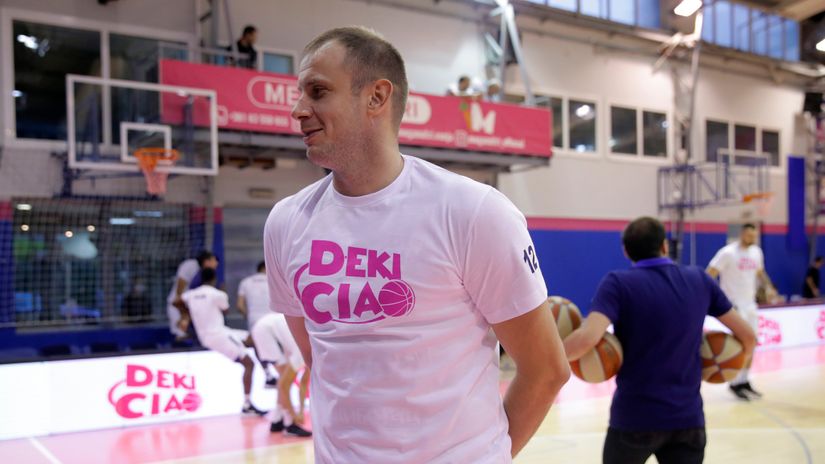 Novica Veličković na oproštajnoj utakmici Dejana Milojevića (©Star Sport)