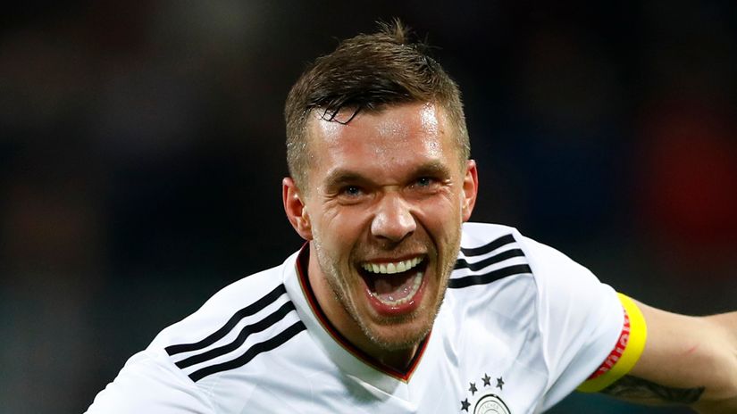 Lukas Podolski u napadu na finale Kupa Turske (©Reuters)