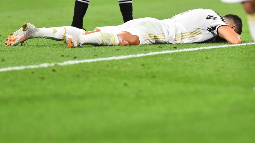 Kristijano Ronaldo protiv Liona (©Reuters)