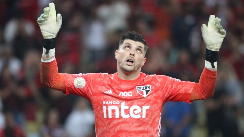 Flamengo na kolenima: Svemogući golman Volpi, odbranio dva penala i asistirao za gol – Sao Paulo se uključio u borbu za titulu