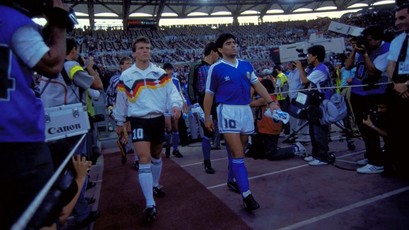 Dijego Armando Maradona u finalu Mundijala 1990. (©Reuters)