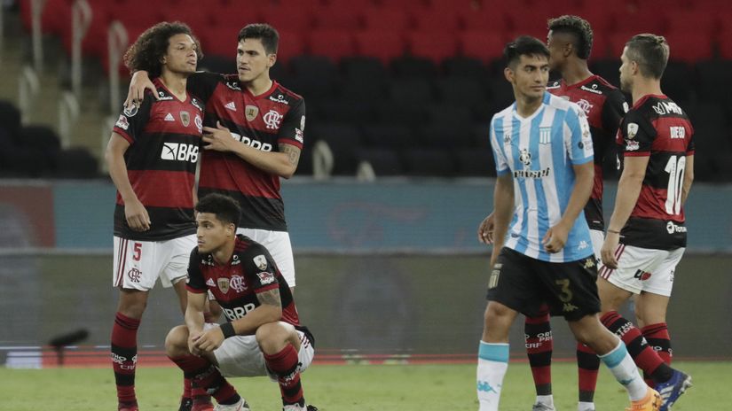 Flamengo ispao, Rasing u četvrtfinalu (© Reuters)
