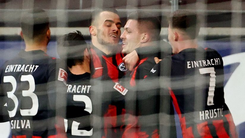 Luka Jović postigao golove za Ajntraht (Reuters)