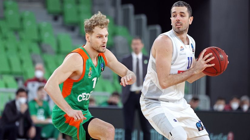 Jaka Blažič i Dela Vale(©Eurocup)