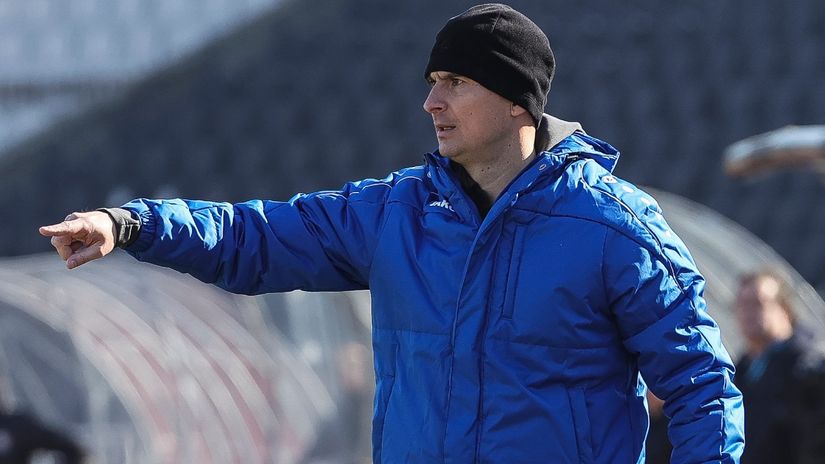 Trener Radnika Slavoljub Đorđević (©Starsport)