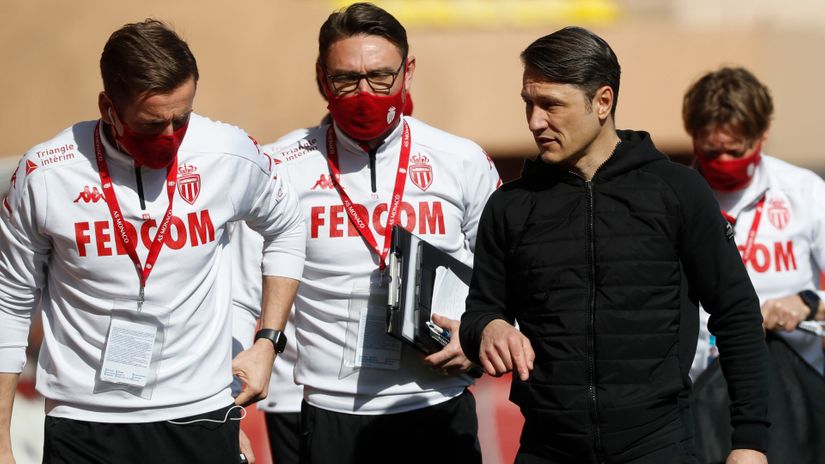 Niko Kovač sa pomoćnicima (©Reuters)