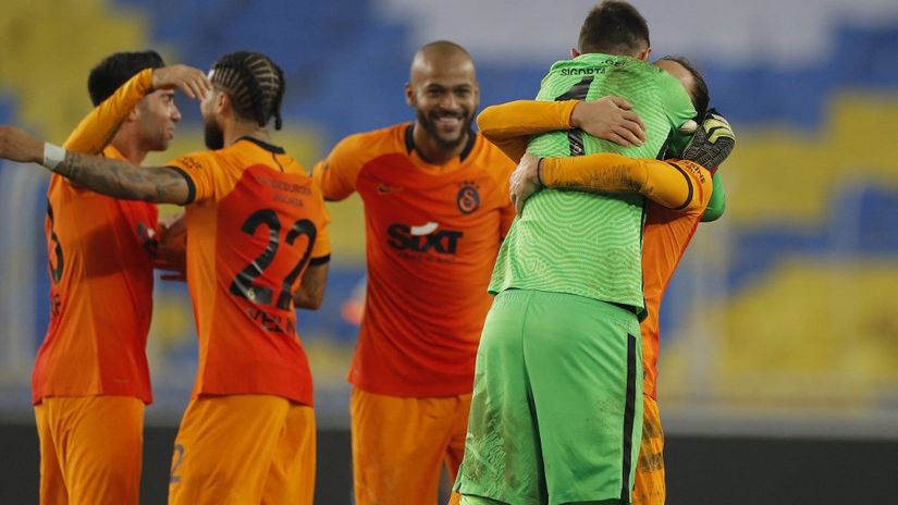 Slavlje igrača Galatasaraja (©AFP)