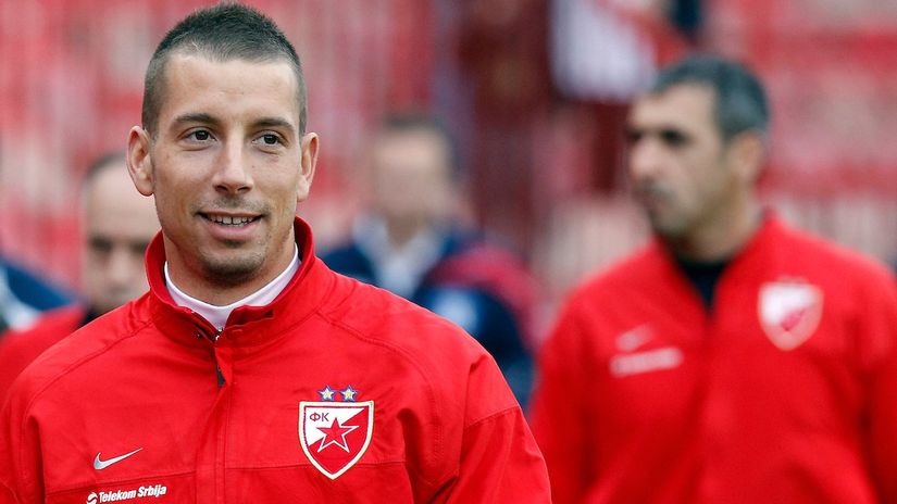 Nikola Petković u dresu Crvene zvezde (© Star sport)