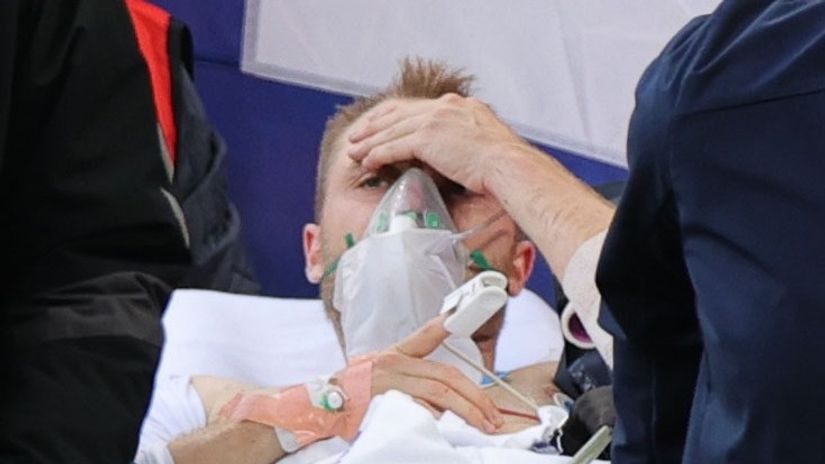 Dobro je: Eriksen prebačen u bolnicu, u stabilnom je stanju