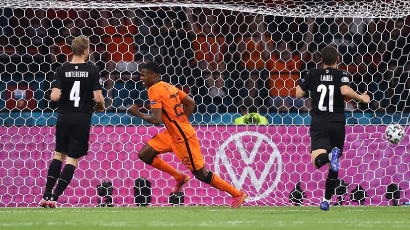Damfris postiže gol za 2:0 (© Reuters)