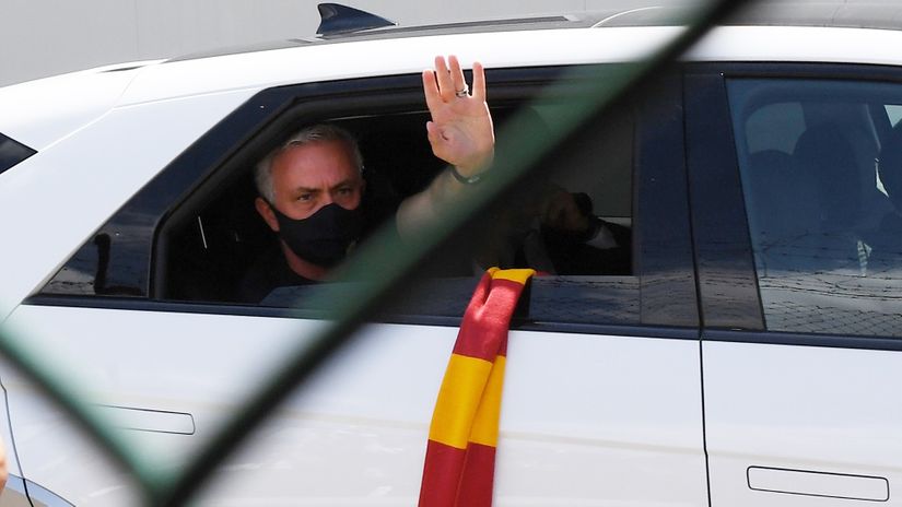 Žoze Murinjo (@Reuters)