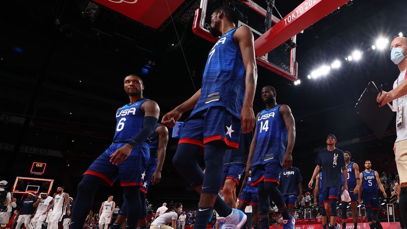 Američki košarkaši posle poraza od Francuske
