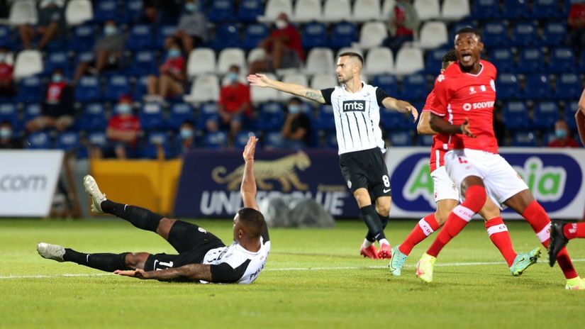 Partizanu je potrebna šira rotacija: Ne ide bez Zdjelara, ne može sa Holenderom, ni ovakvim Nathom