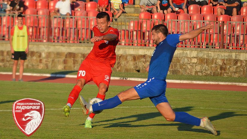 Bravo za Slobodana Đoševa i njegove mučenike koji vole fudbal i Radnički!!!  - Pirot Plus Online