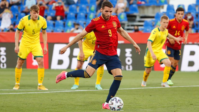 Zvezdu na Marakani napada nova „devetka“ reprezentacije Španije i savršena kopija Karima Benzeme
