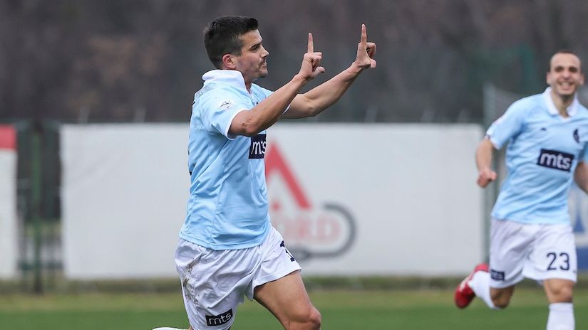 Andrija Kaluđerović u dresu Rada (©Starsport)