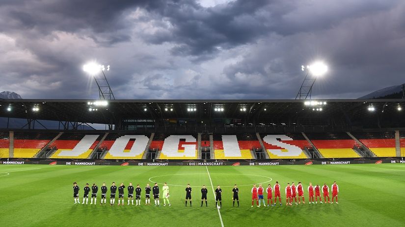Fotografija sa utakmice Nemačke i Danske na kojoj je Vajnberger delio pravdu, FOTO: Reuters