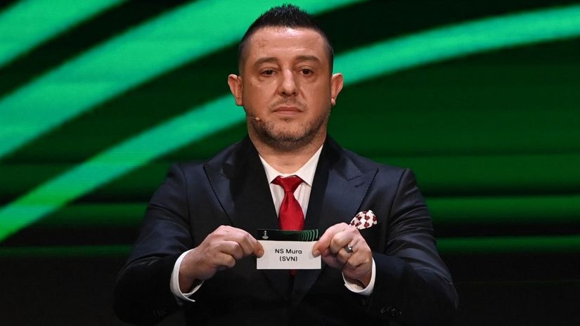 Turska legenda Nihat Kahveči na žrebu grupne faze Lige konferencije (©AFP)