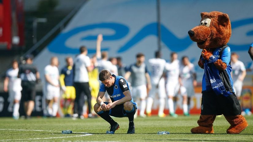 Fudbaler Klub Briža Brendon Mehel posle jednog od ranijih Derbija Belgije (©AFP)