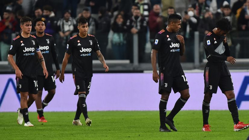 Razočarani fudbaleri Juventusa (© Reuters)