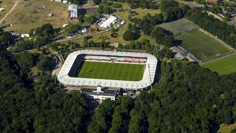 Stadion NEC-a (©Shutterstock)