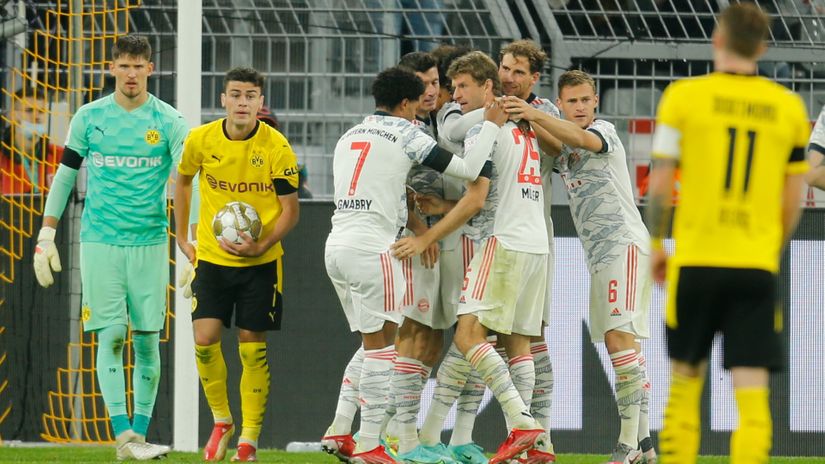 Slavlje fudbalera Bajerna (©Reuters)