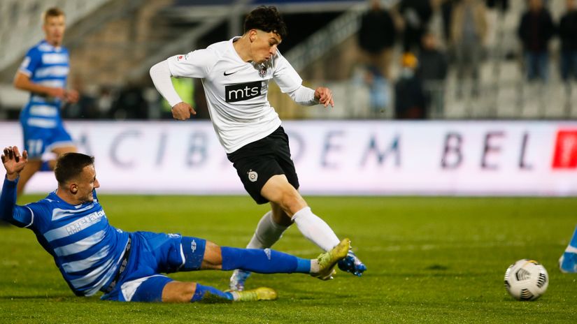 Nemanja Jović protiv Metalca (© MN Press)