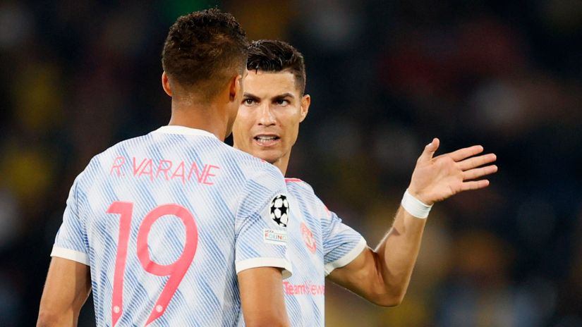 Rafael Varan i Kristijano Ronaldo (©Reuters)