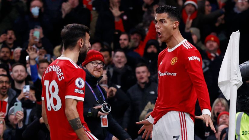 Bruno Fernandes i Kristijano Ronaldo (©Reuters)