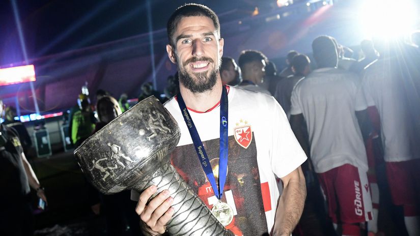 Miloš Degenek (©Starsport)